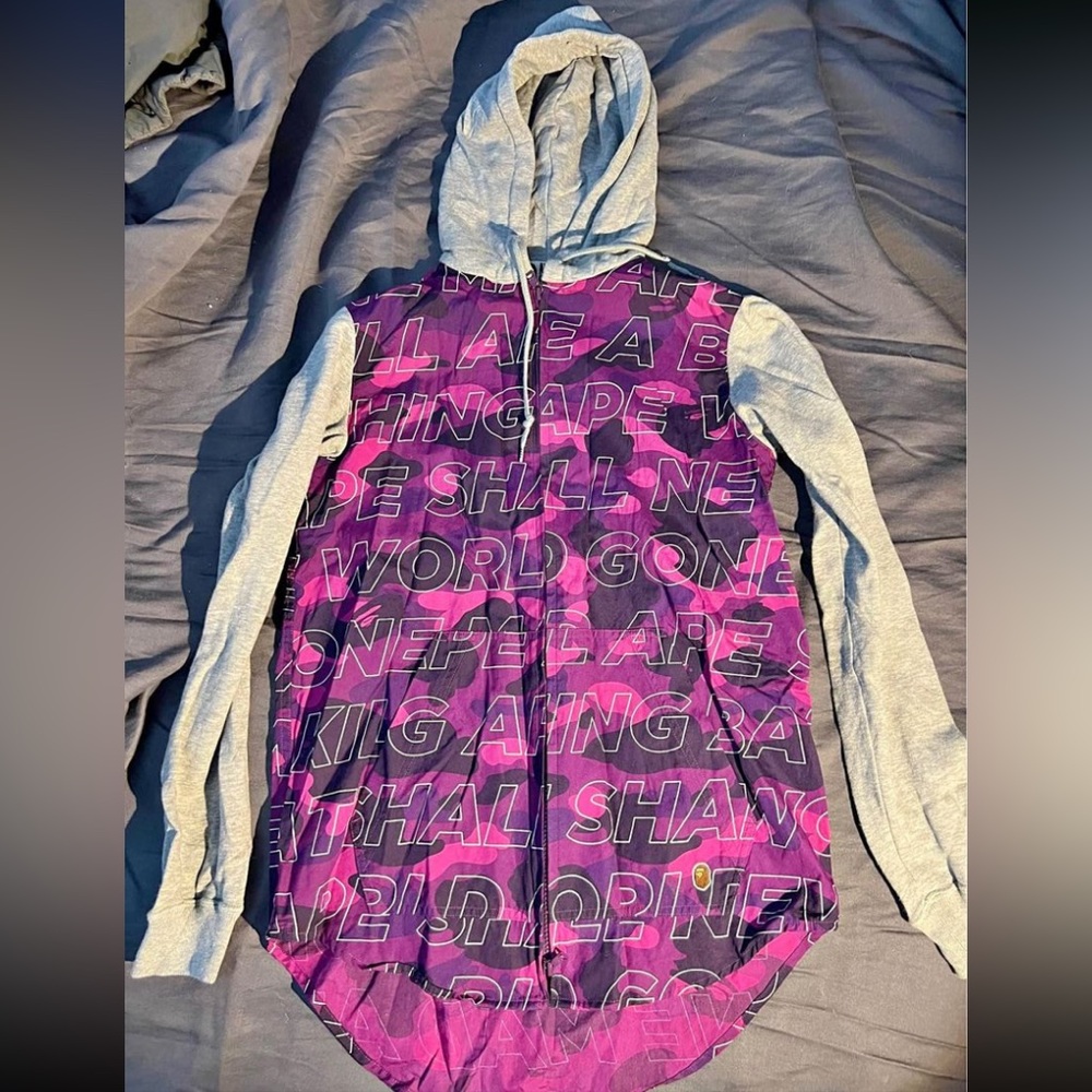 Xs women’s bape zip up jacket